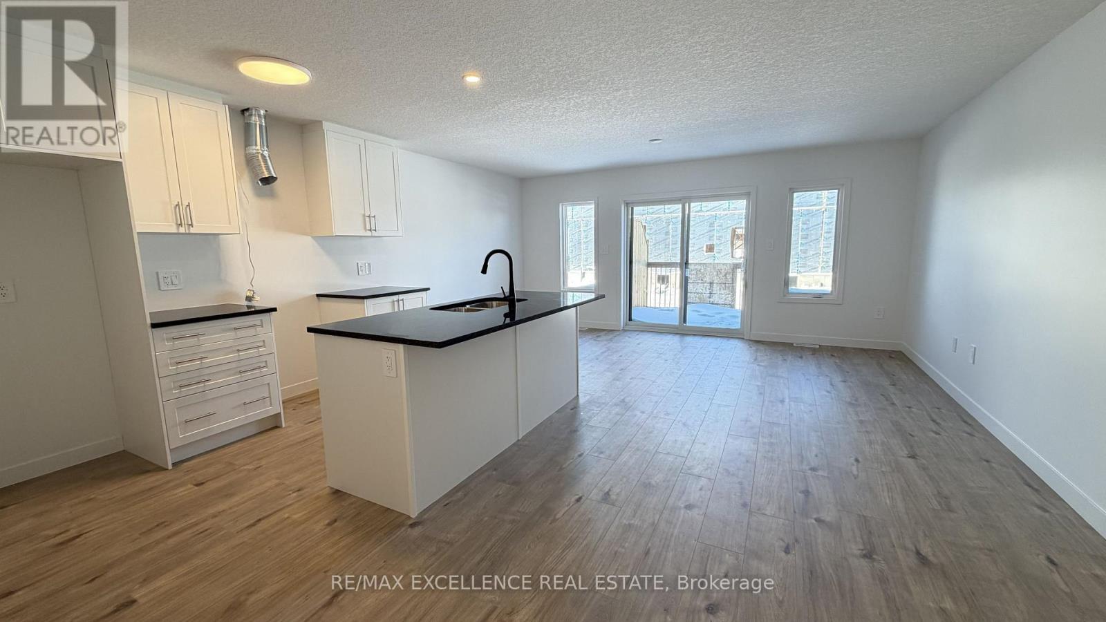 8 Red Oak Common, Cambridge, Ontario  N1S 0G3 - Photo 9 - X12799286