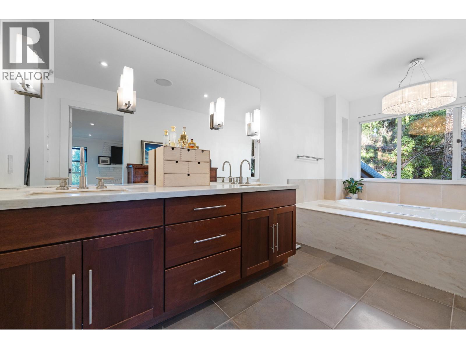 4411 Stone Crescent, West Vancouver, British Columbia  V7W 1B8 - Photo 21 - R3090265