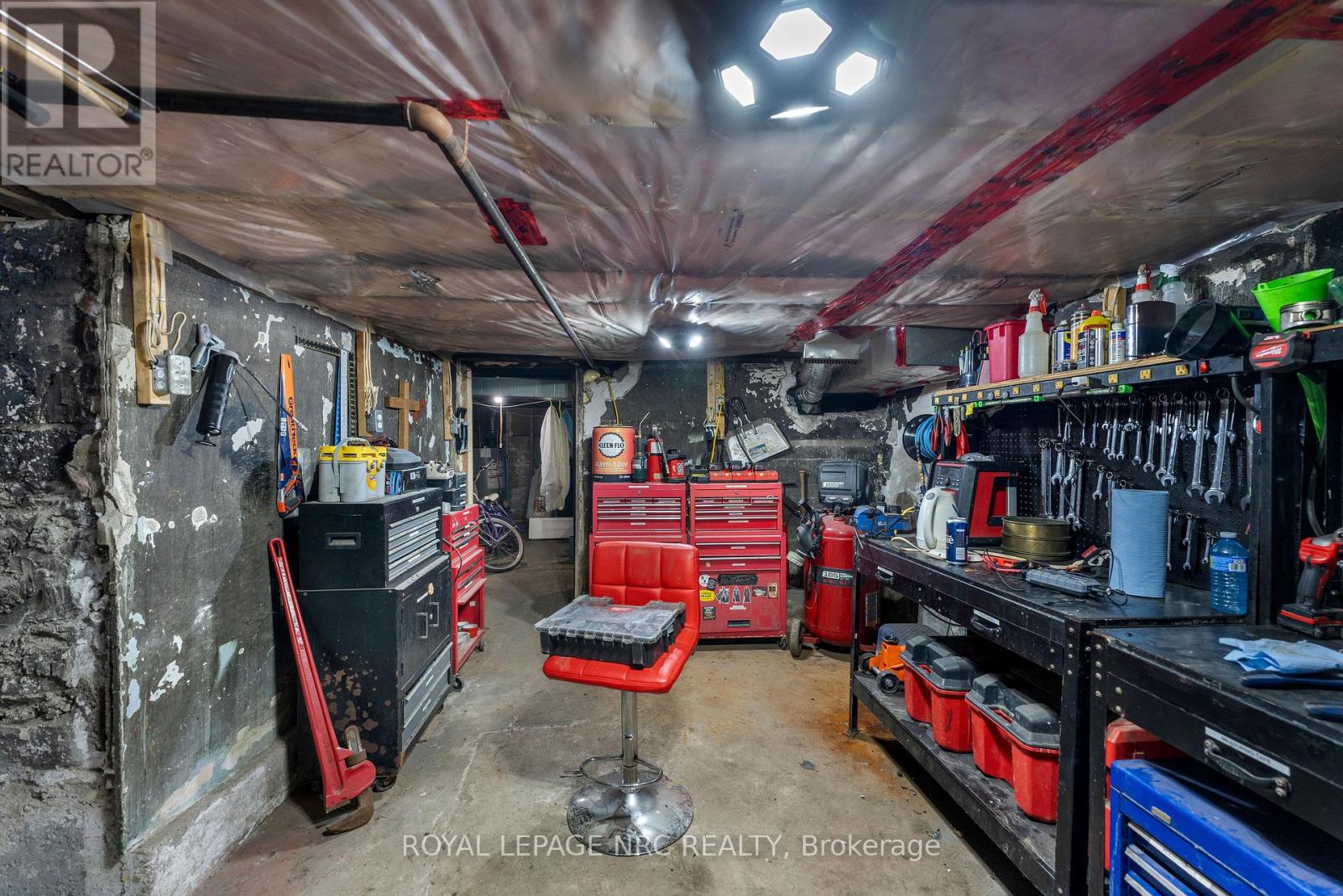 87 Pine Street S, Thorold, Ontario  L2V 3L9 - Photo 28 - X12800324