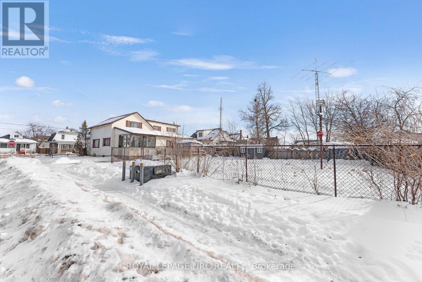 87 Pine Street S, Thorold, Ontario  L2V 3L9 - Photo 33 - X12800324