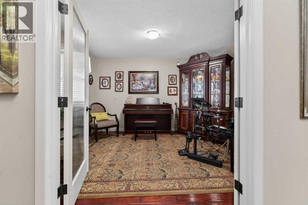 641 Marie Van Haarlem Crescent N, Lethbridge, Alberta  T1H 6Y9 - Photo 7 - A2287414