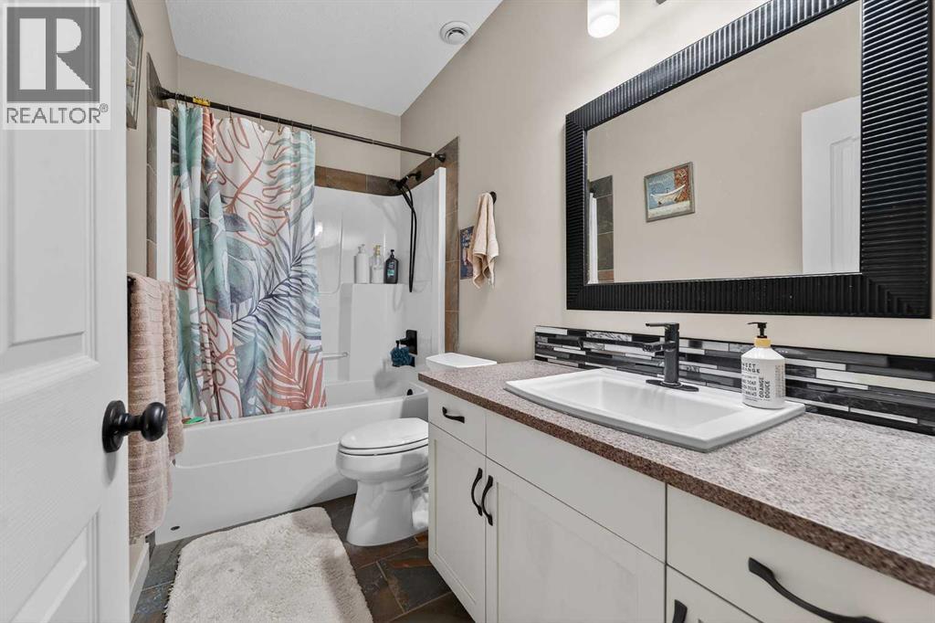 641 Marie Van Haarlem Crescent N, Lethbridge, Alberta  T1H 6Y9 - Photo 42 - A2287414