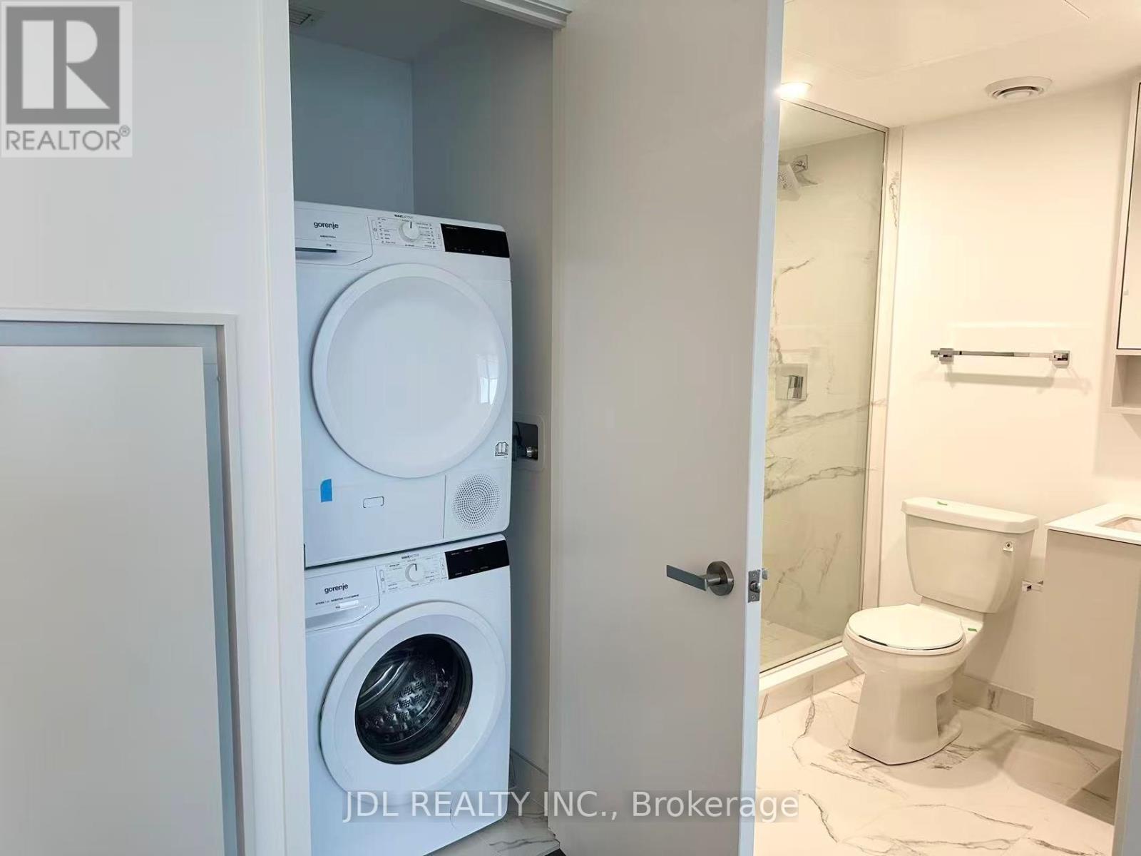 3306 - 88 Queen Street E, Toronto, Ontario  M5C 0B6 - Photo 8 - C12800306