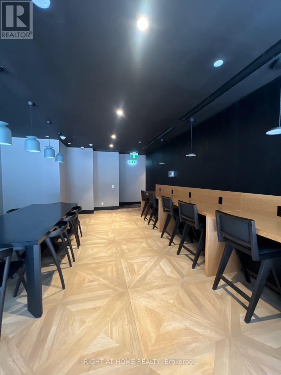 504 - 195 Mccaul Street, Toronto, Ontario  M5T 1W6 - Photo 23 - C12800312