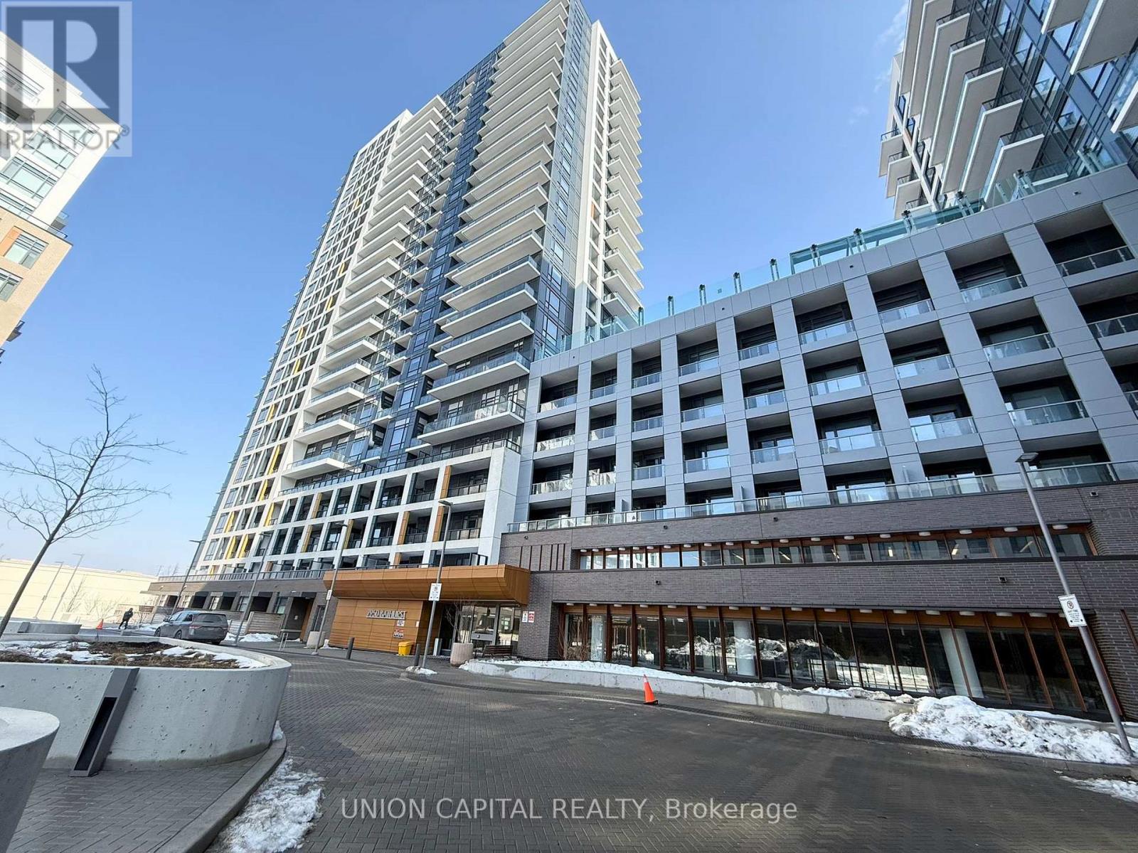 1112 - 7950 BATHURST STREET, Vaughan, Ontario