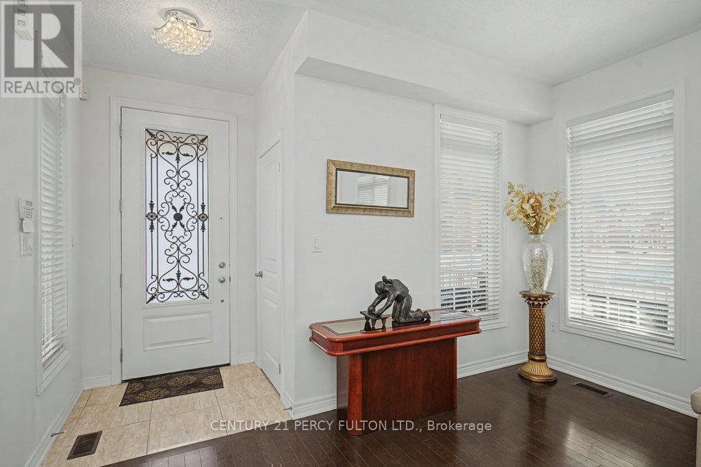 78 Brock Avenue, Markham, Ontario  L6C 0S9 - Photo 10 - N12800268