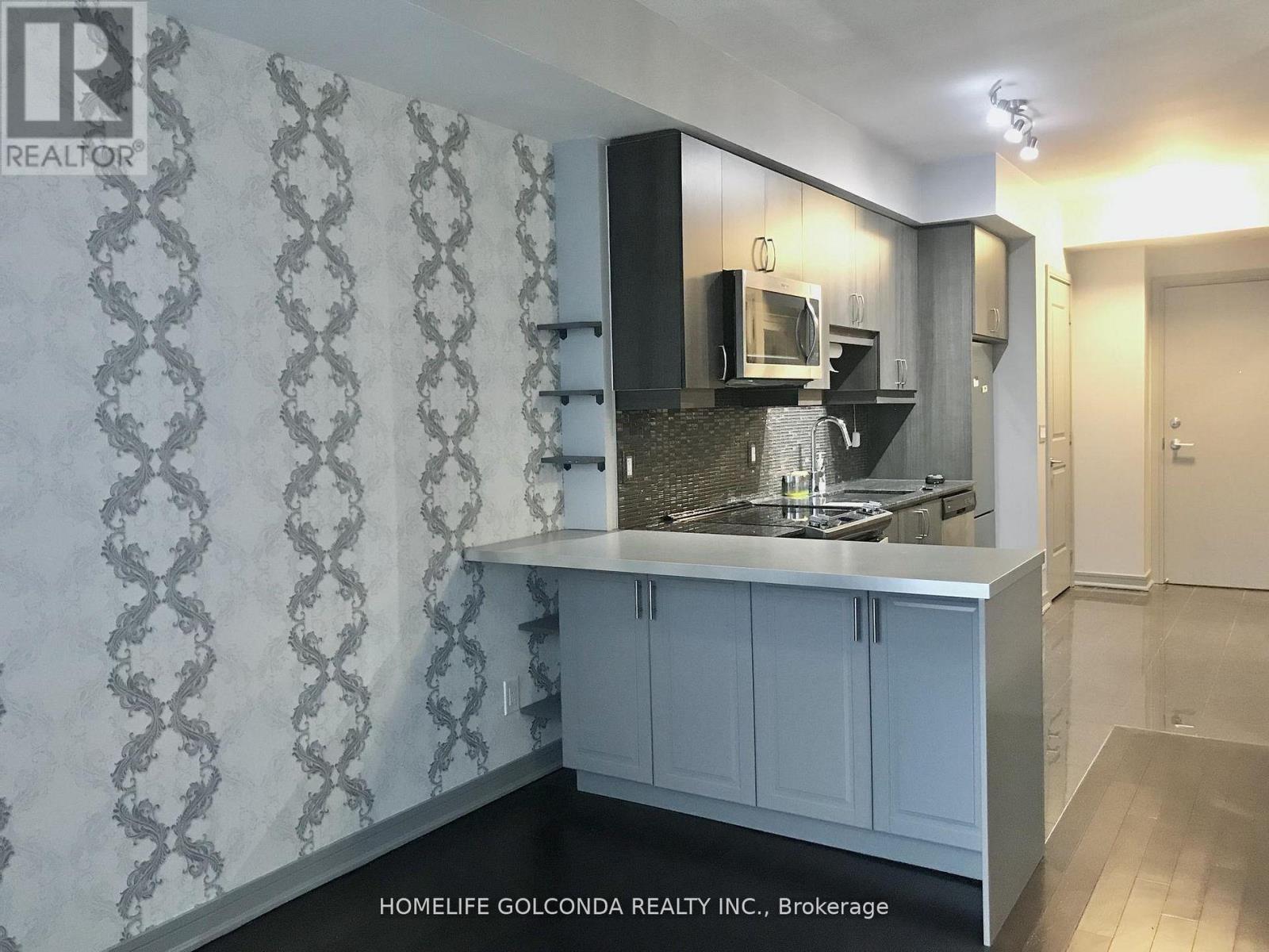 1905 - 9201 Yonge Street, Richmond Hill, Ontario  L4C 1H9 - Photo 4 - N12800276