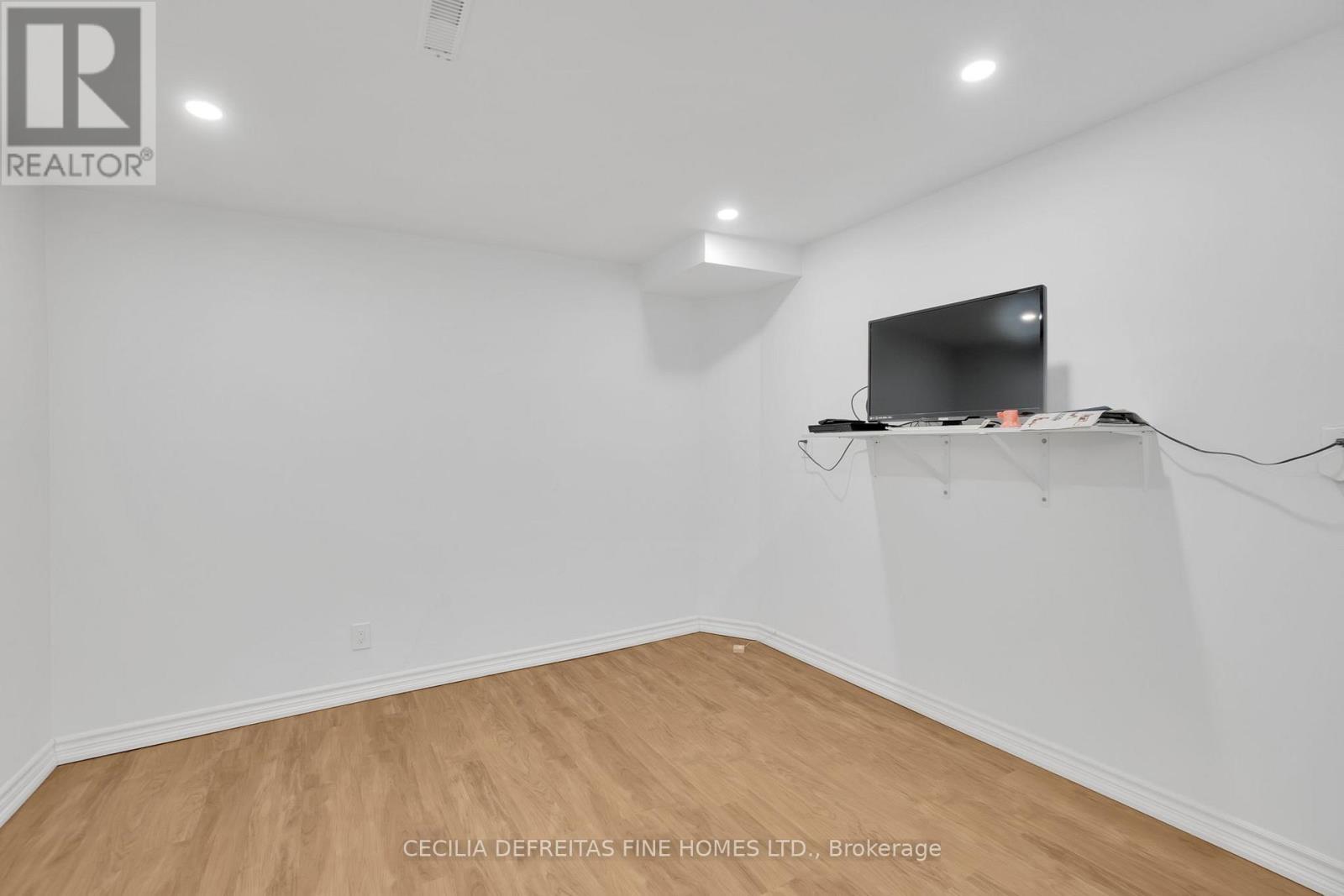 Bsmt - 40 Venetian Crescent, Vaughan, Ontario  L4L 5E5 - Photo 14 - N12800320