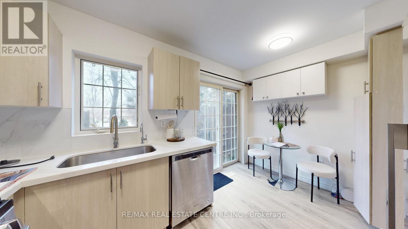 12 - 80 Strathaven Drive, Mississauga, Ontario  L5R 3V9 - Photo 16 - W12798360