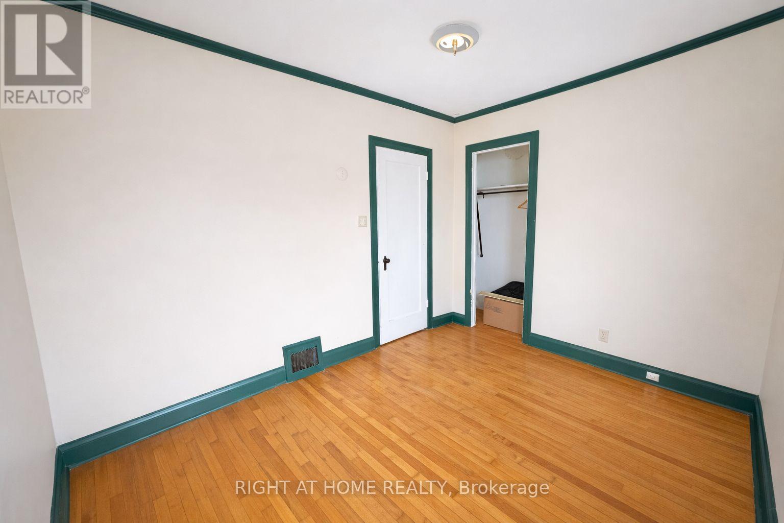 140 Stanley Avenue, Toronto, Ontario  M8V 1N9 - Photo 12 - W12800256