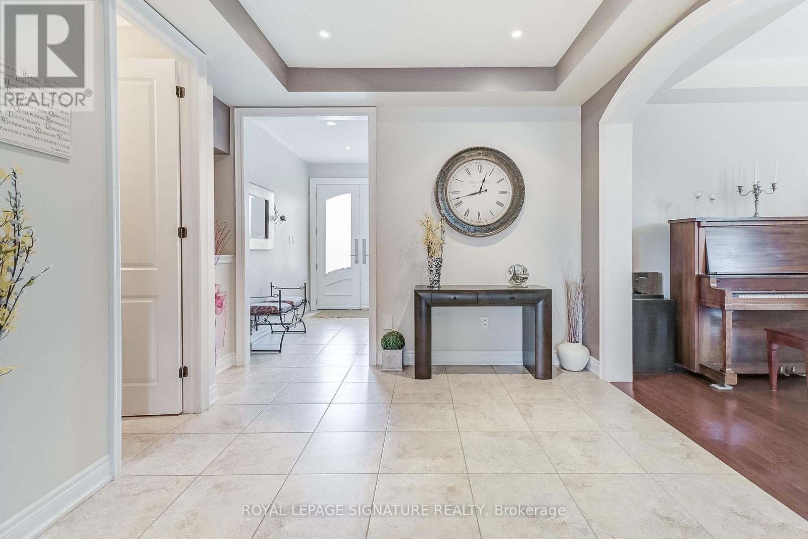 18 Flanders Road, Brampton, Ontario  L6X 0W4 - Photo 7 - W12800278