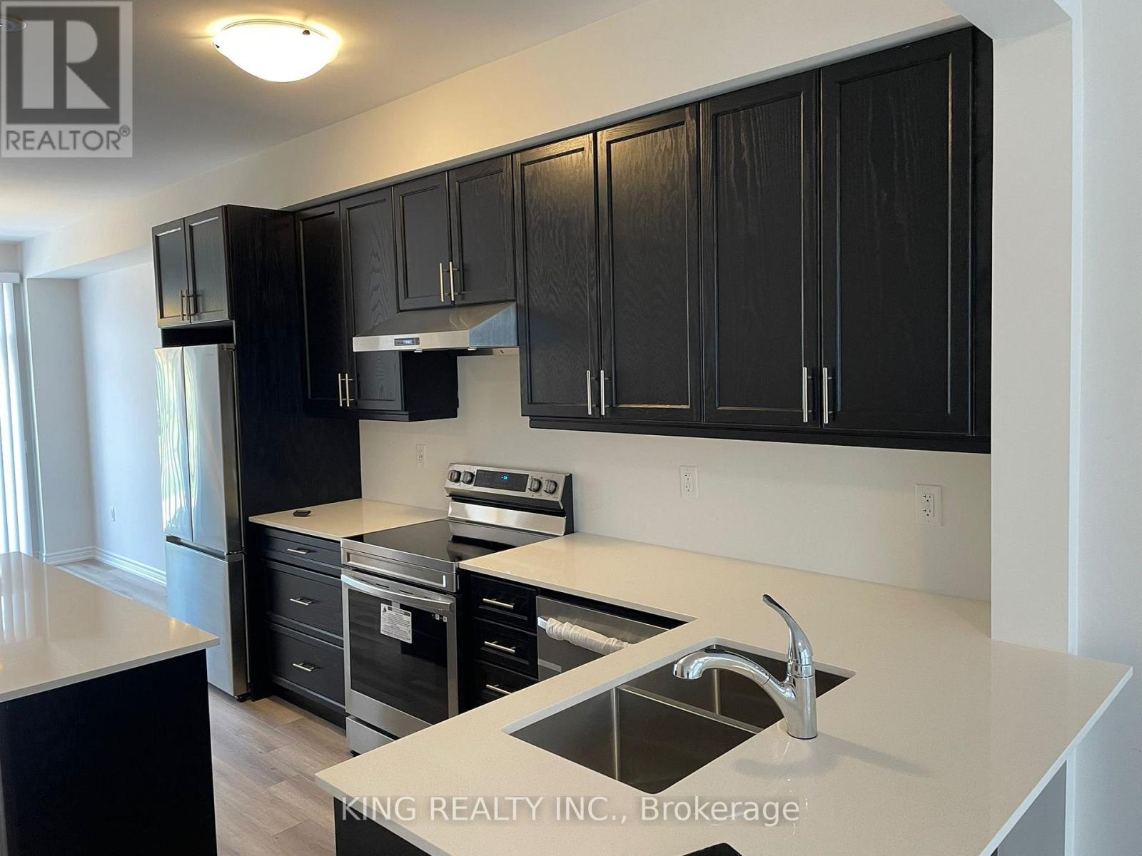 21 - 290 Equestrian Way, Cambridge, Ontario  N3E 0E7 - Photo 2 - X12800244