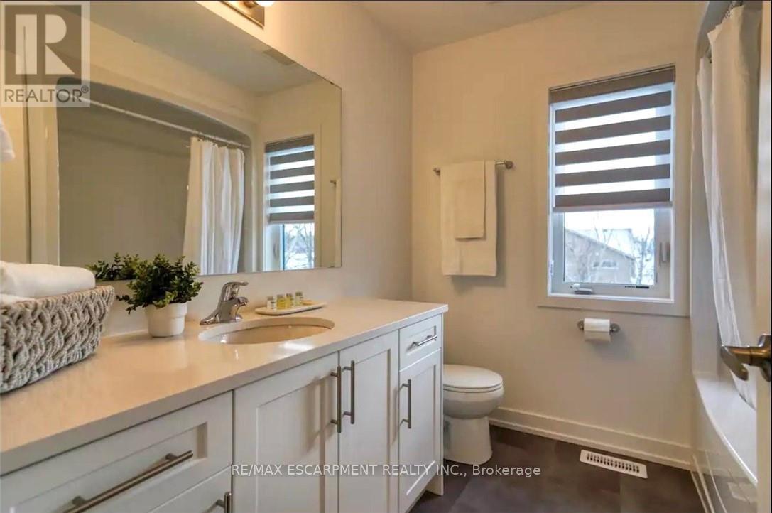 721 - 4263 Fourth Avenue, Niagara Falls, Ontario  L2E 0C2 - Photo 16 - X12800254