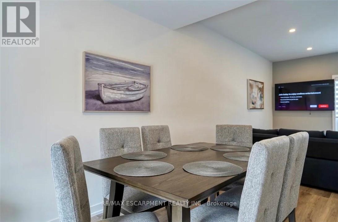 721 - 4263 Fourth Avenue, Niagara Falls, Ontario  L2E 0C2 - Photo 8 - X12800254