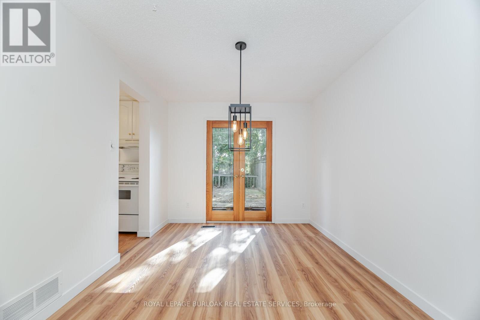 21 Horning Drive, Hamilton, Ontario  L9C 6L2 - Photo 14 - X12800288