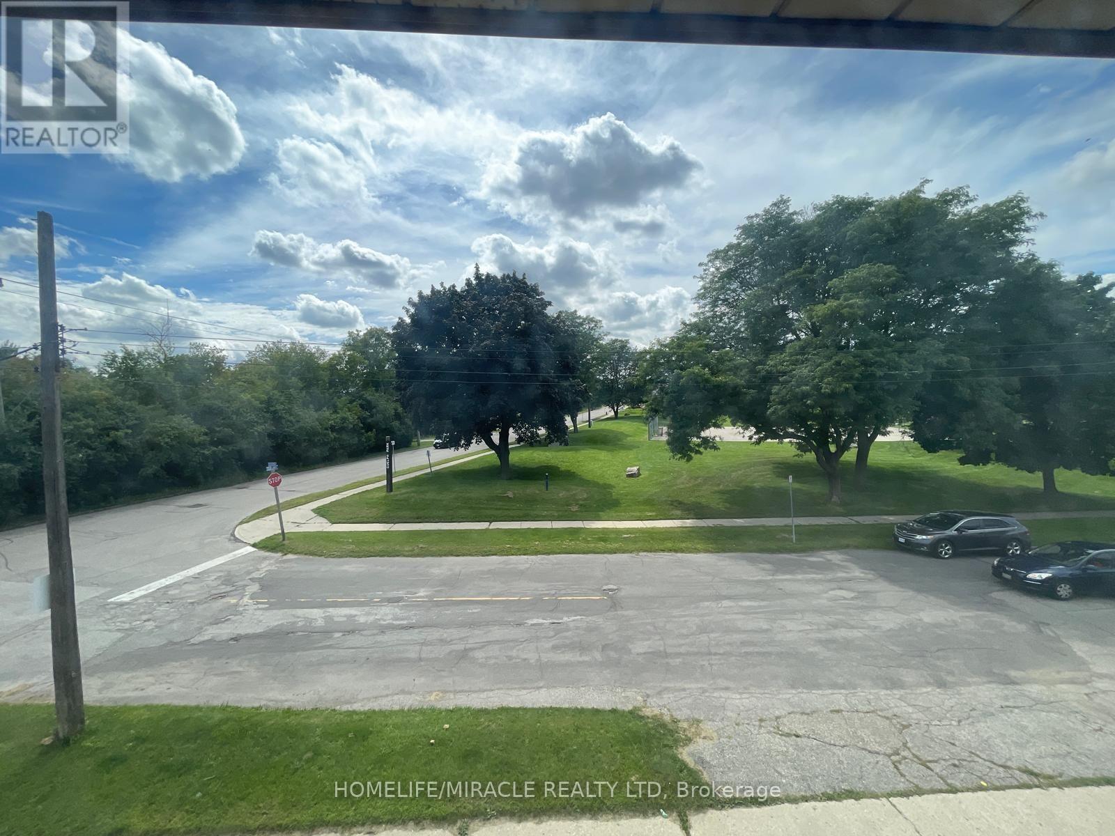 3 - 270 Clifton Road, Kitchener, Ontario  N2H 4W2 - Photo 10 - X12800304