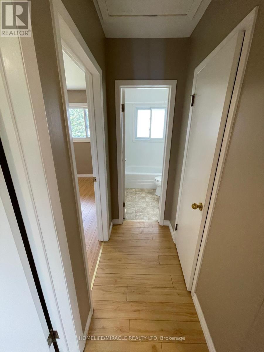 3 - 270 Clifton Road, Kitchener, Ontario  N2H 4W2 - Photo 8 - X12800304