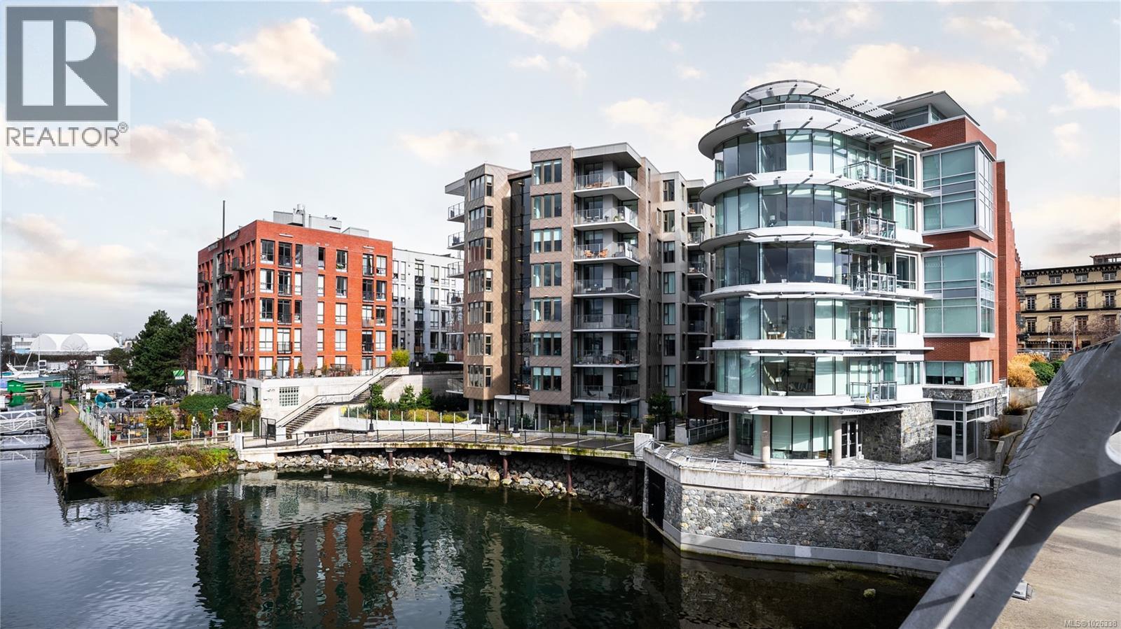 301 1628 Store St, Victoria, British Columbia