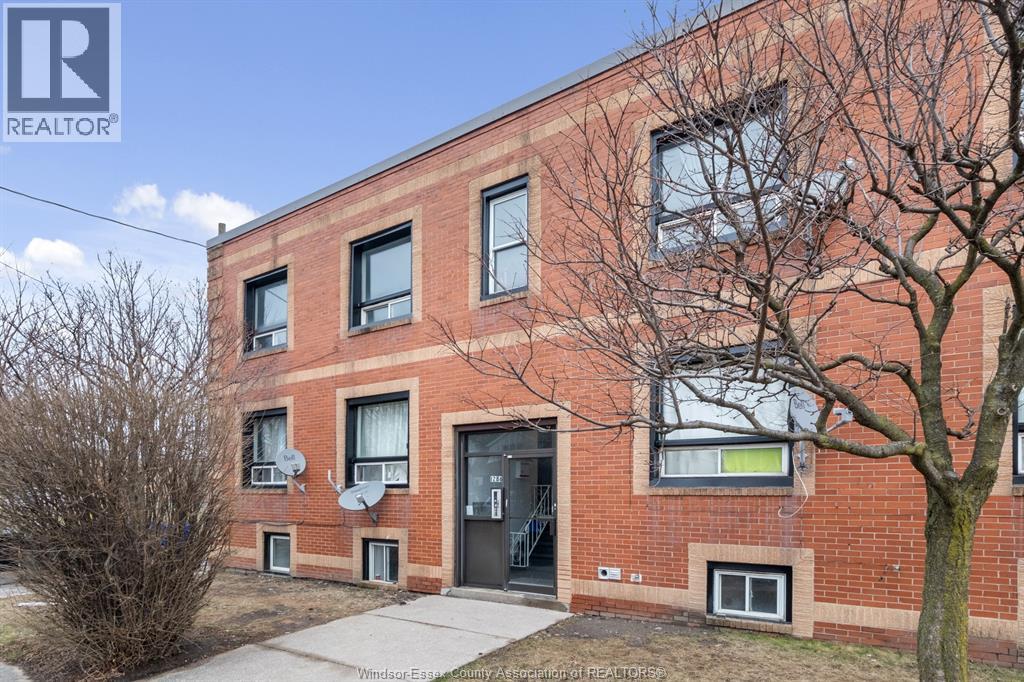 MLS# 26003498: 900 OTTAWA Unit# 10, Windsor, Canada