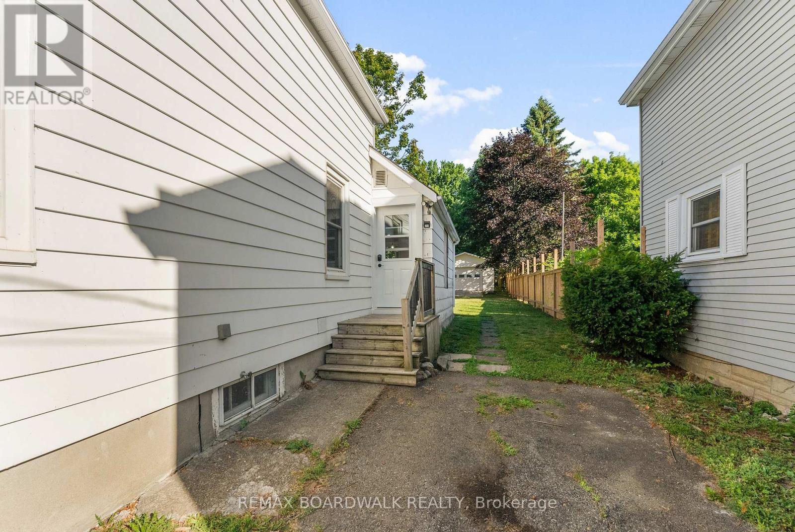 416 Dibble Street E, Prescott, Ontario  K0E 1T0 - Photo 18 - X12800332