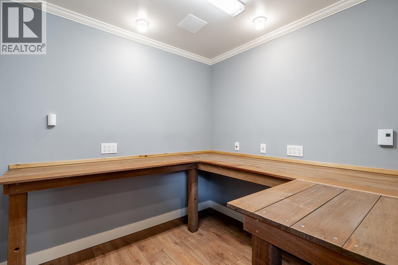 3084 Paisley Road, North Vancouver, British Columbia  V7R 1C8 - Photo 14 - R3091495