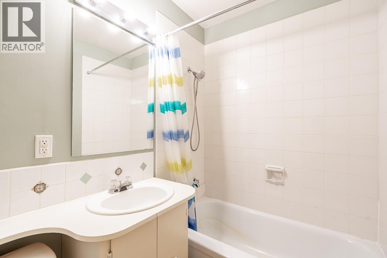 3084 Paisley Road, North Vancouver, British Columbia  V7R 1C8 - Photo 24 - R3091495