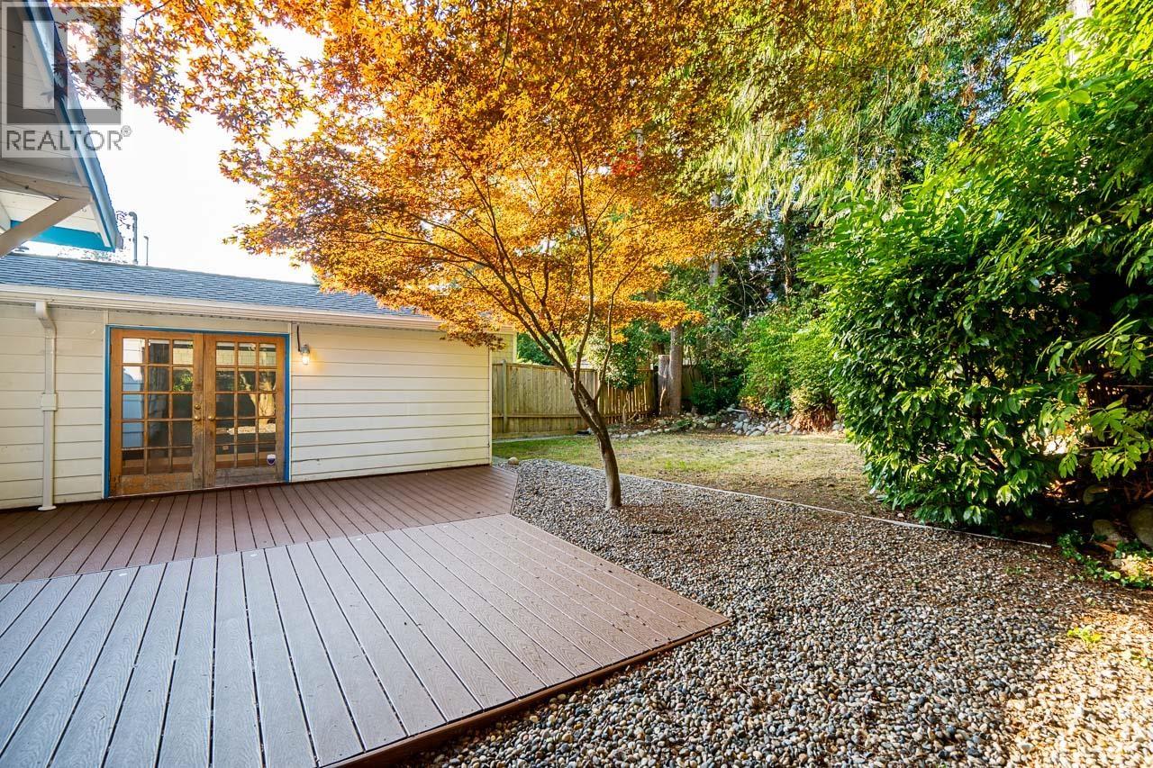 3084 Paisley Road, North Vancouver, British Columbia  V7R 1C8 - Photo 29 - R3091495