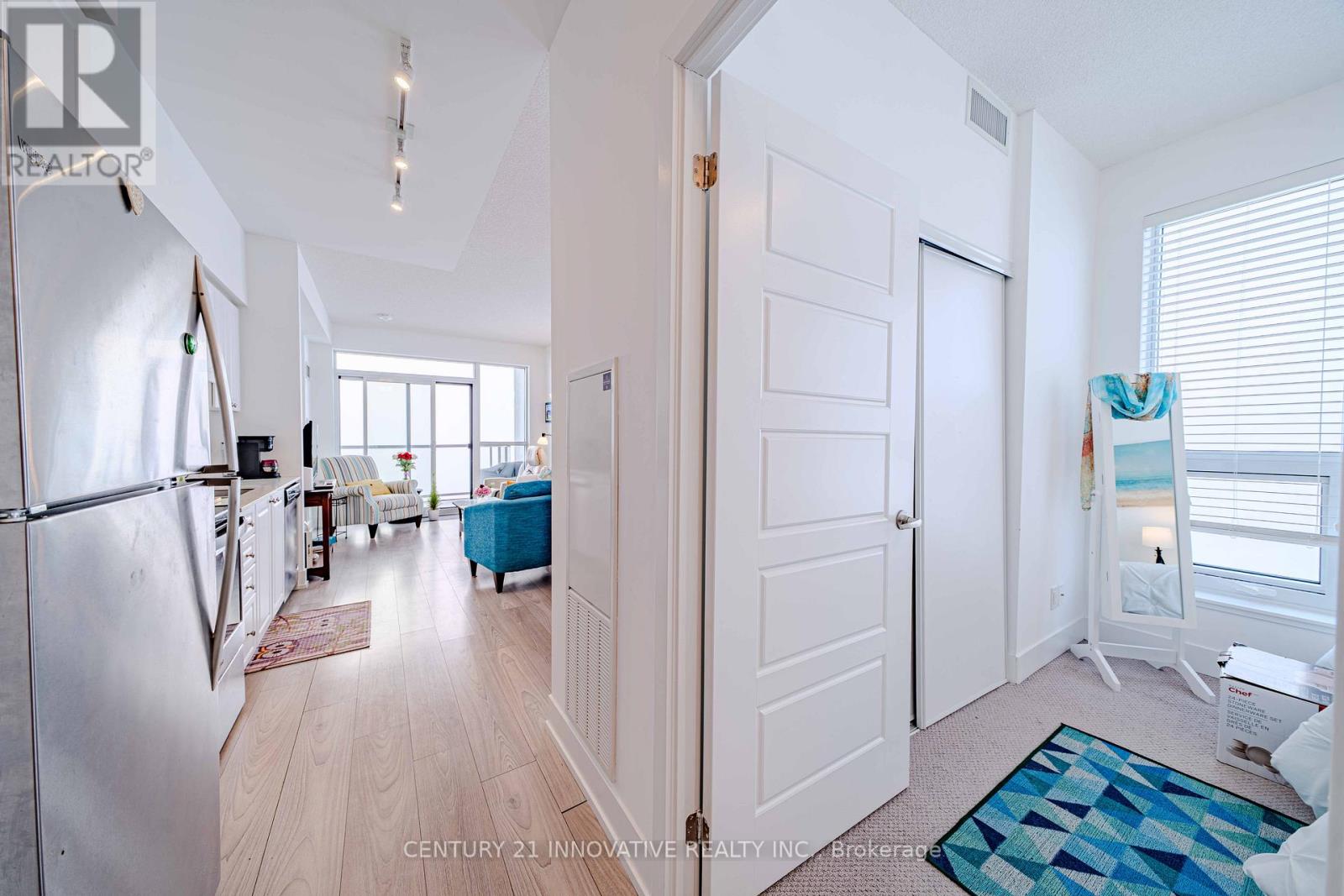 2207 - 1255 Bayly Street, Pickering, Ontario  L1W 0B6 - Photo 3 - E12800334