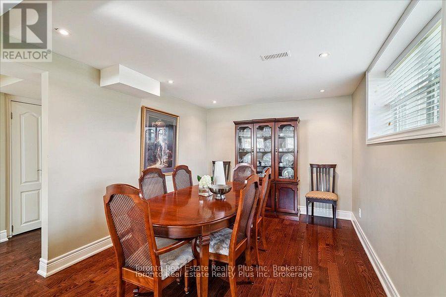 10 Sevilla Boulevard, Vaughan, Ontario  L0J 1C0 - Photo 19 - N12800340