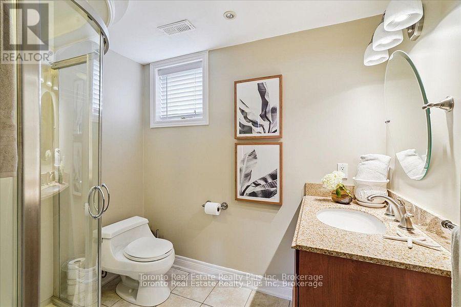 10 Sevilla Boulevard, Vaughan, Ontario  L0J 1C0 - Photo 21 - N12800340