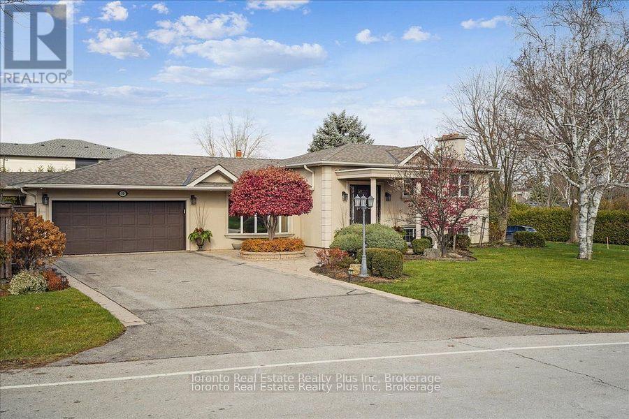 10 Sevilla Boulevard, Vaughan, Ontario  L0J 1C0 - Photo 3 - N12800340