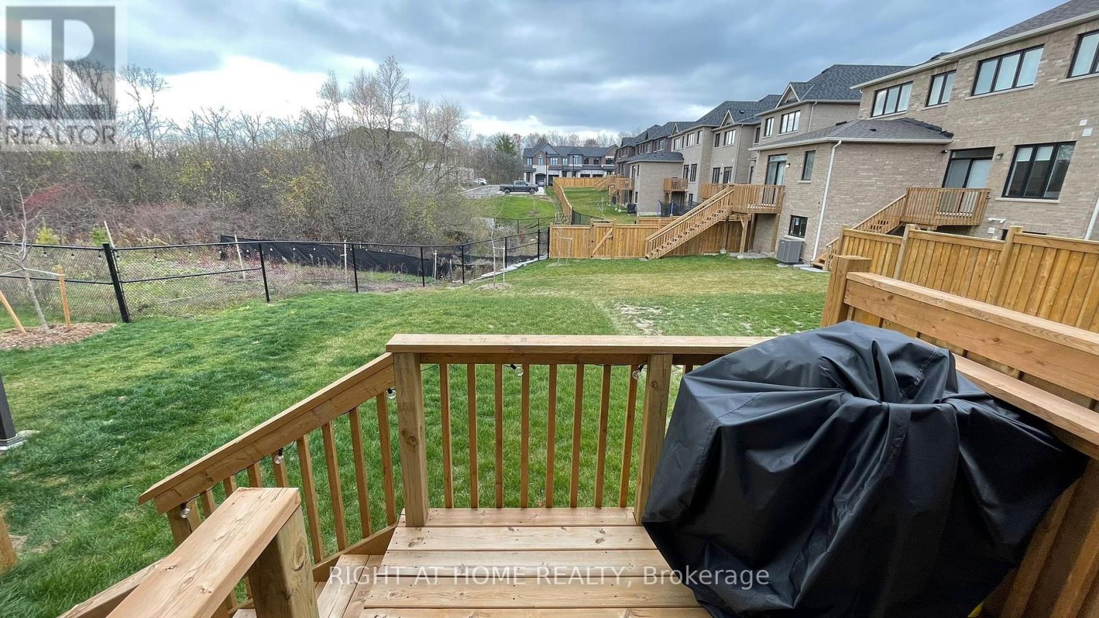 2090 Coppenwood Common, Burlington, Ontario  L7P 0V8 - Photo 6 - W12800336