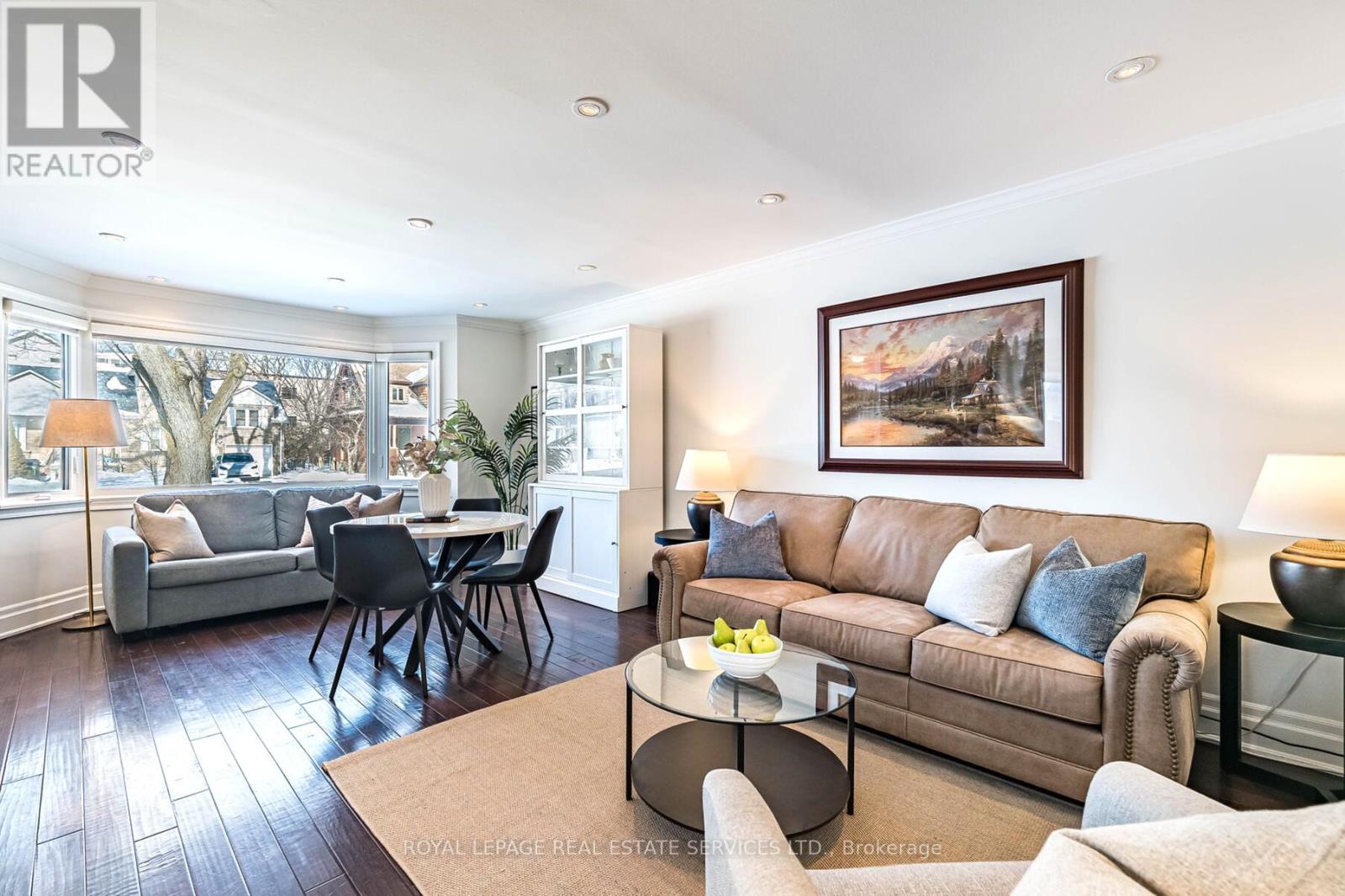 41 Ash Crescent, Toronto, Ontario  M8W 1E4 - Photo 10 - W12799280