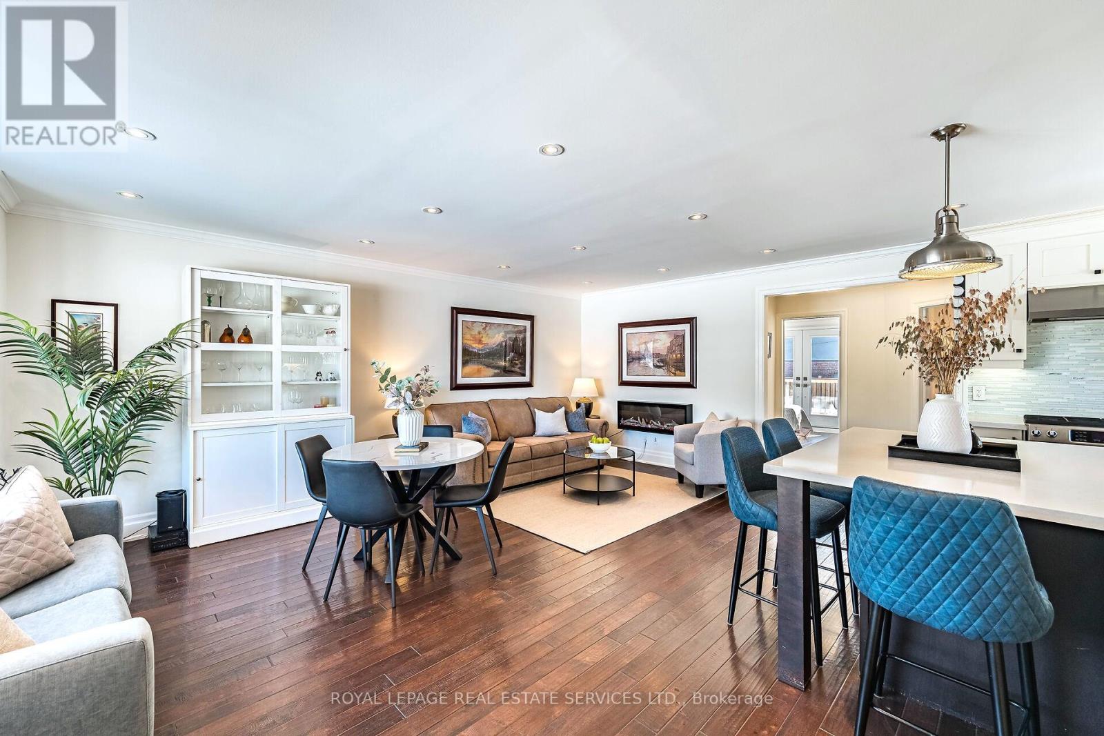 41 Ash Crescent, Toronto, Ontario  M8W 1E4 - Photo 12 - W12799280