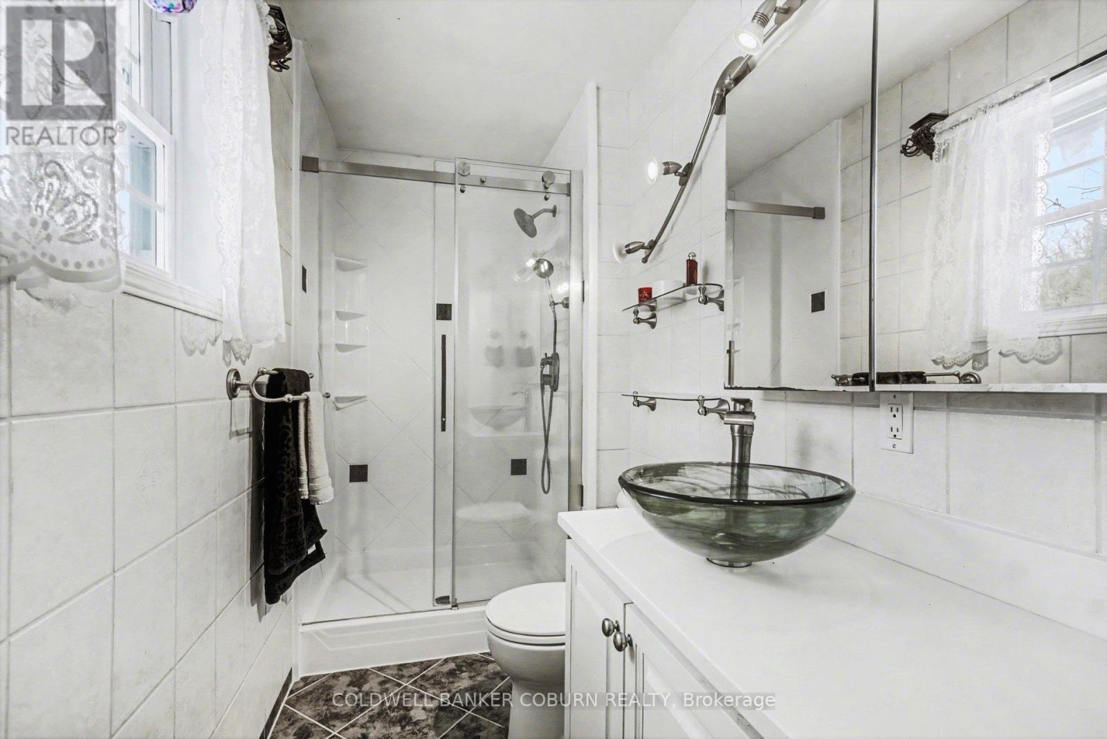 6167 Burritts Rapids Road, North Grenville, Ontario  K0G 1N0 - Photo 22 - X12800366