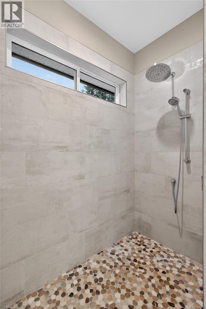 8968 Henderson Ave, Black Creek, British Columbia  V9J 1A4 - Photo 30 - 1026335