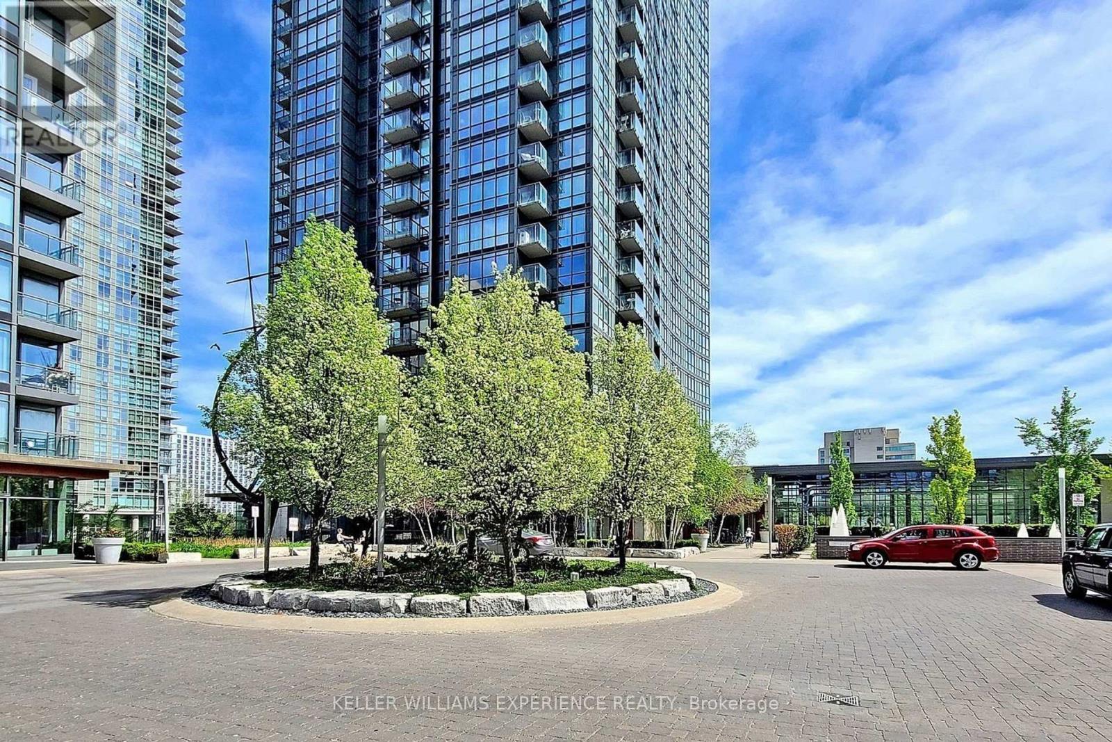 4009 - 11 Brunel Court, Toronto, Ontario  M5V 3Y3 - Photo 3 - C12800360