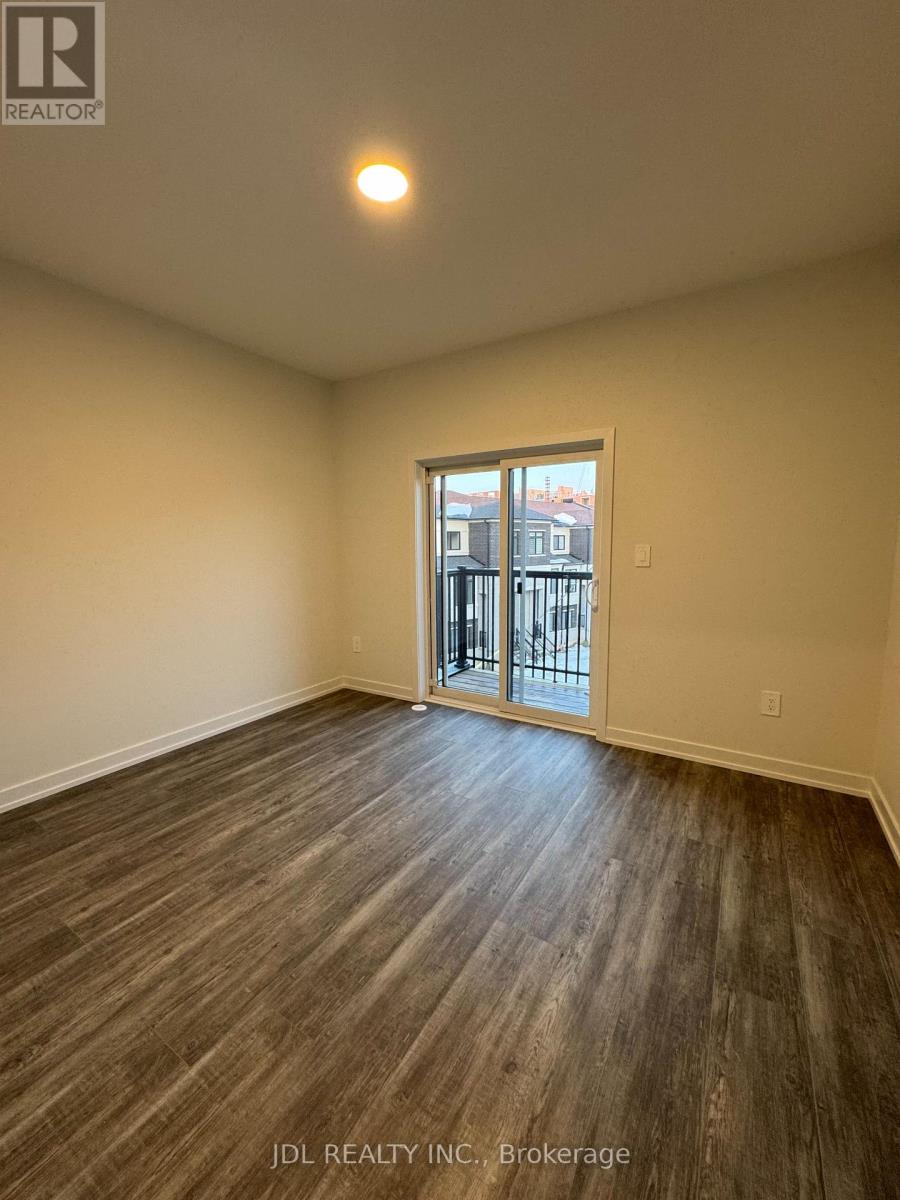 12 Robert Gilpin Lane, Richmond Hill, Ontario  L4B 0J6 - Photo 11 - N12800352