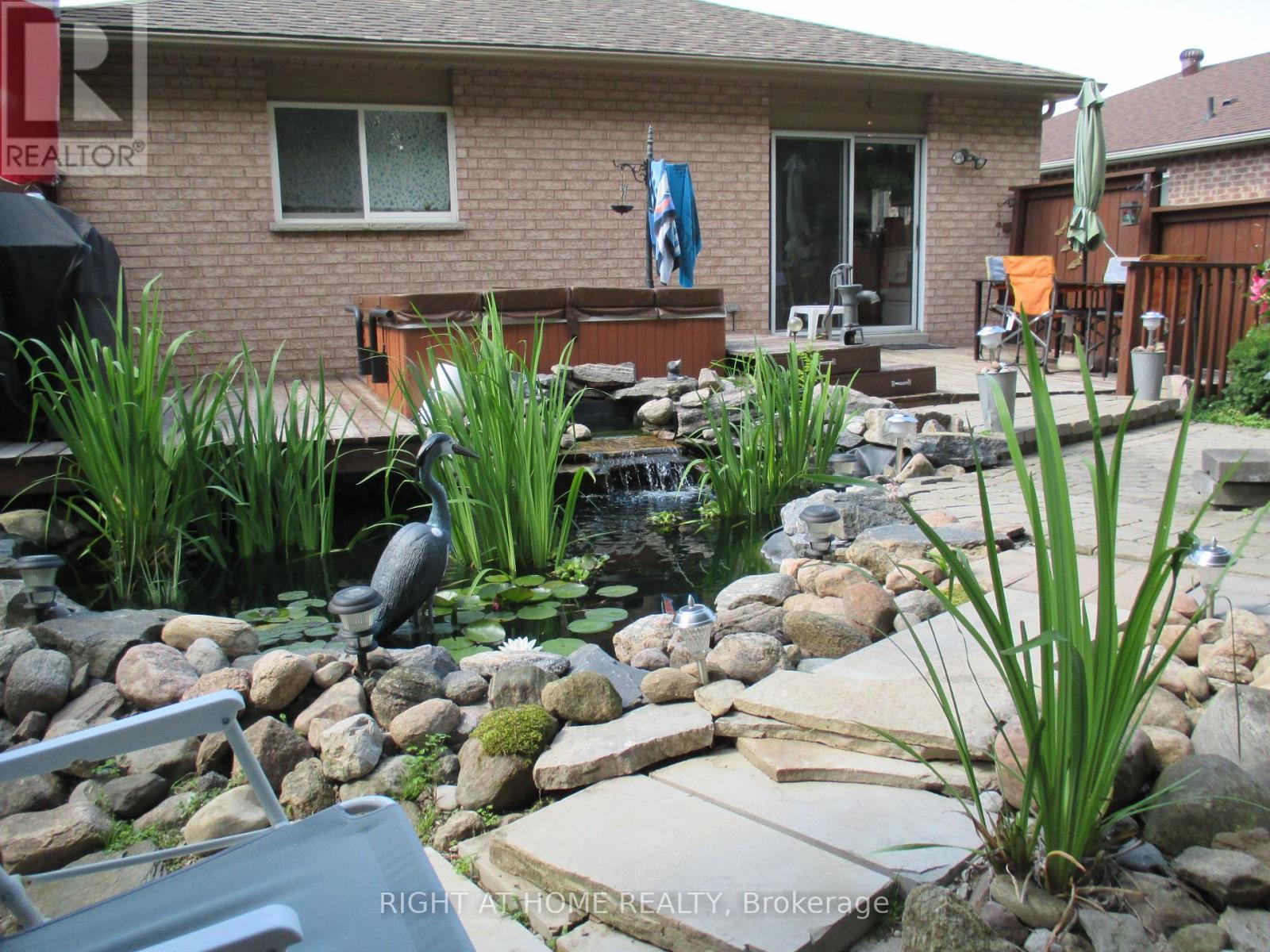 63 Benson Drive, Barrie, Ontario  L4N 7Y2 - Photo 6 - S12800372