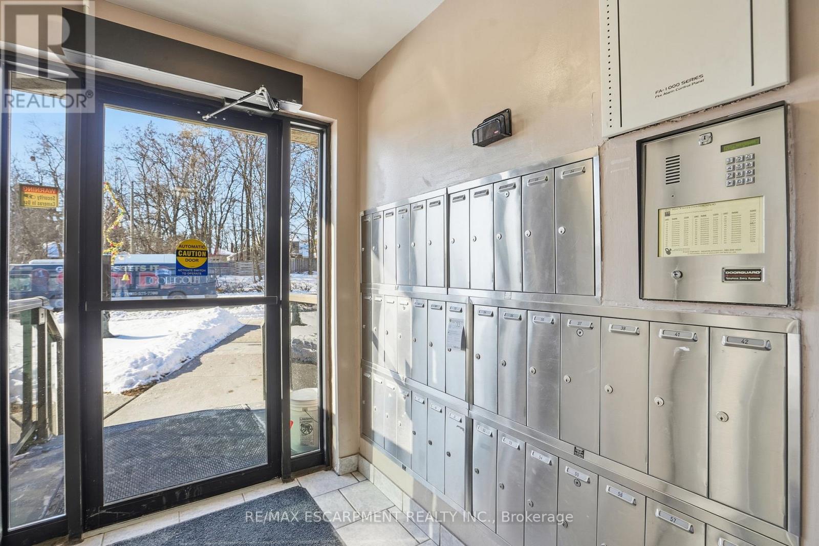 38 - 2373 King Street E, Hamilton, Ontario  L8K 1X9 - Photo 35 - X12800346