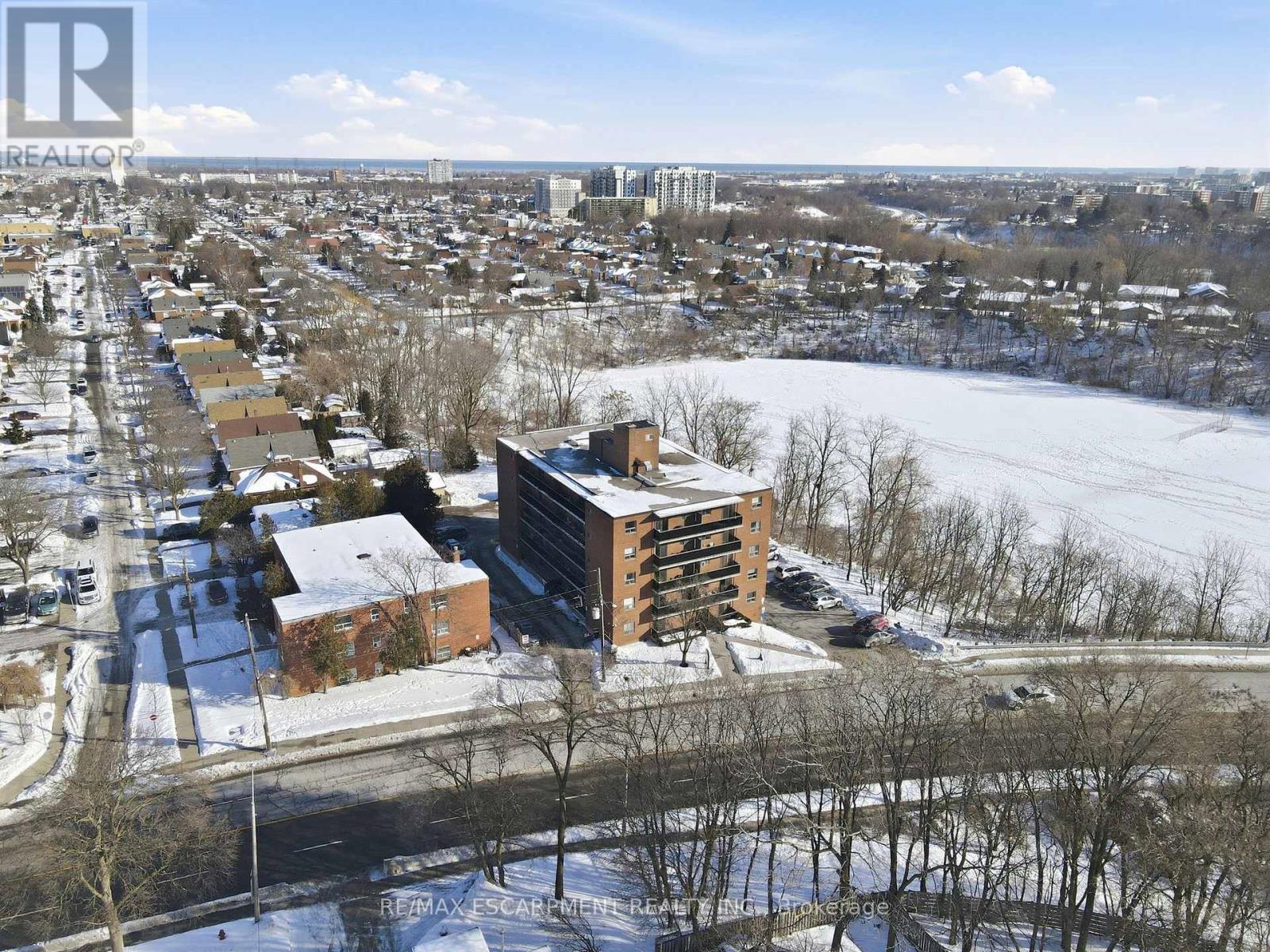 38 - 2373 King Street E, Hamilton, Ontario  L8K 1X9 - Photo 5 - X12800346