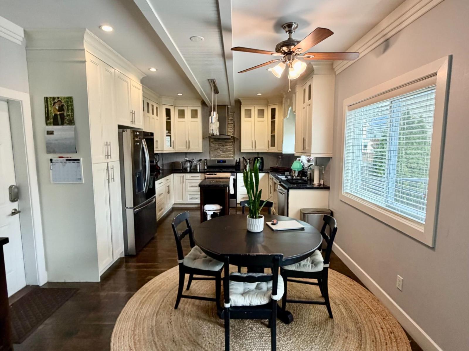 342 173a Street, Surrey, British Columbia  V3Z 2N7 - Photo 10 - R3089992