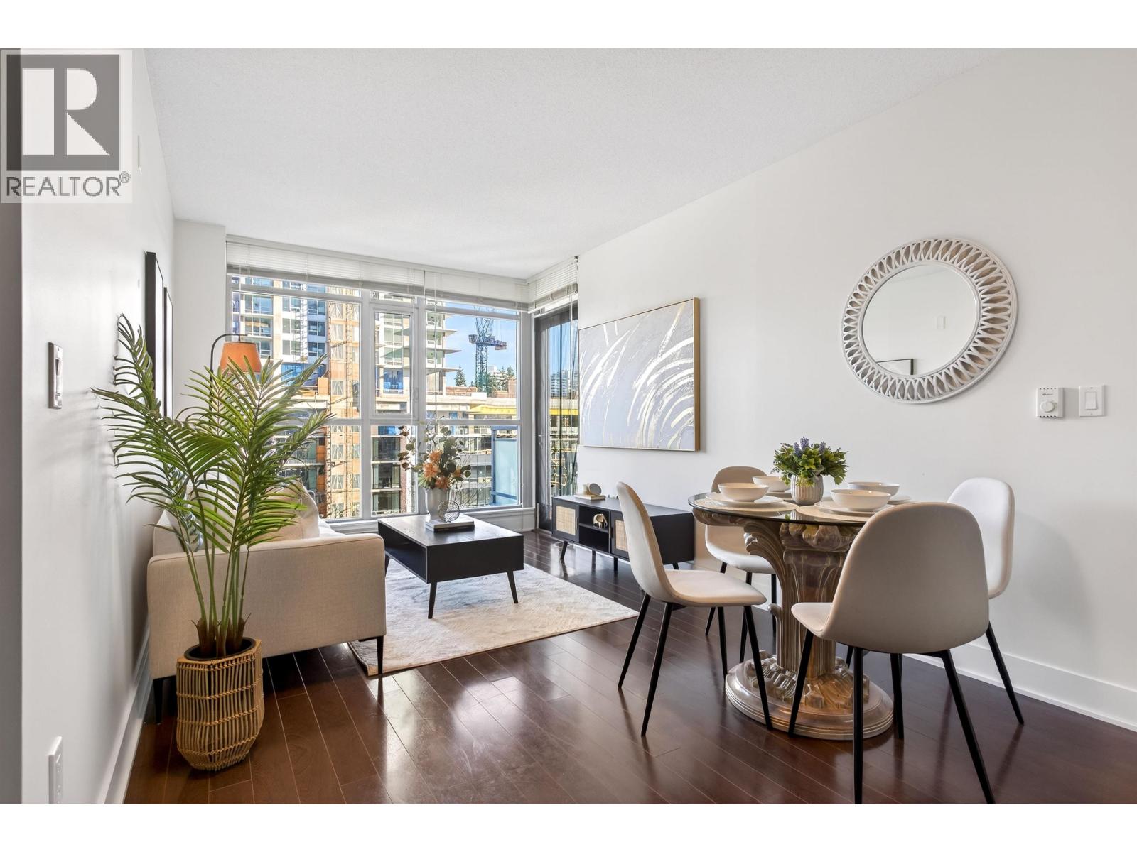 806 3008 Glen Drive, Coquitlam, British Columbia  V3B 0J5 - Photo 4 - R3091104