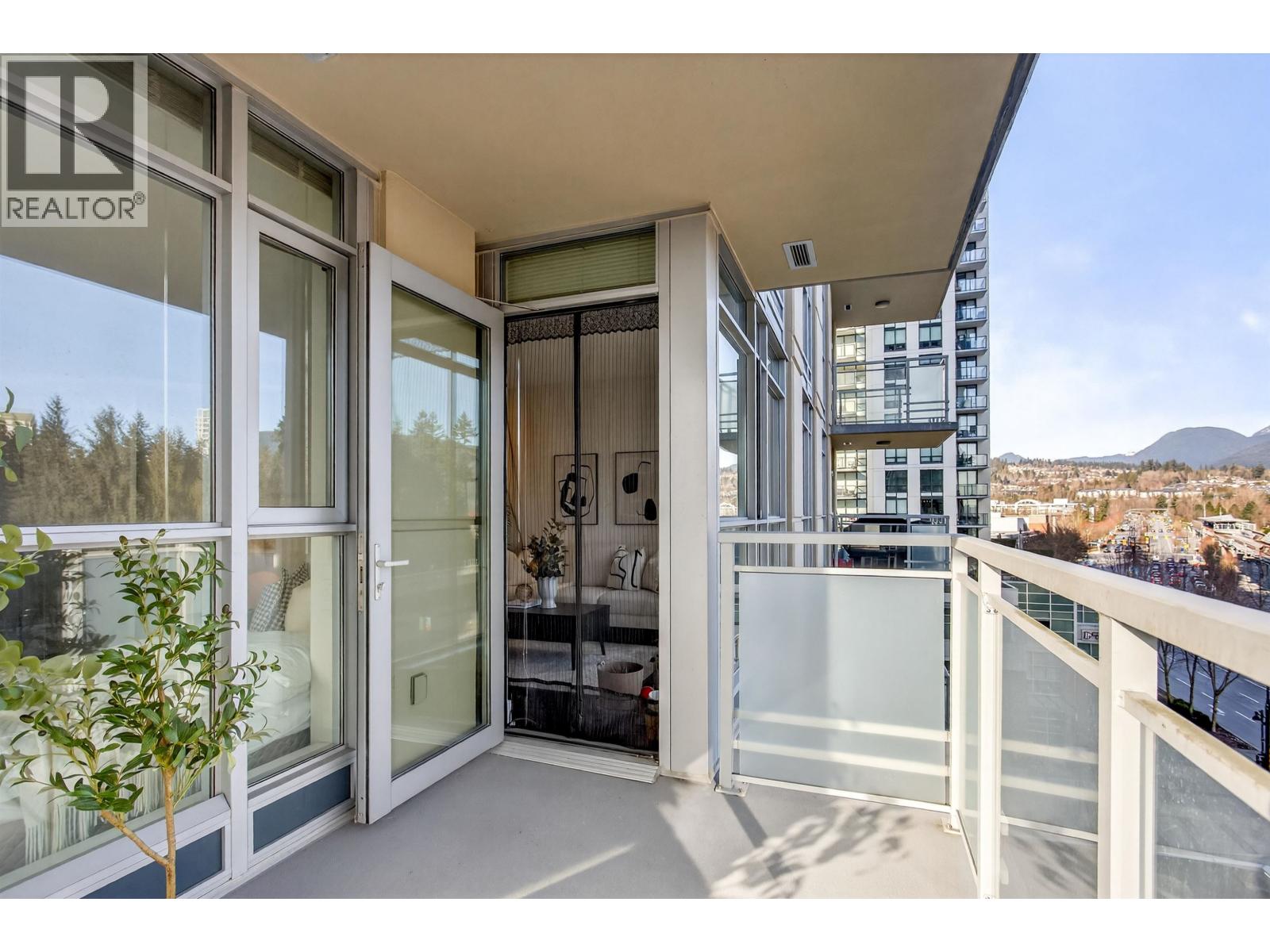 806 3008 Glen Drive, Coquitlam, British Columbia  V3B 0J5 - Photo 18 - R3091104