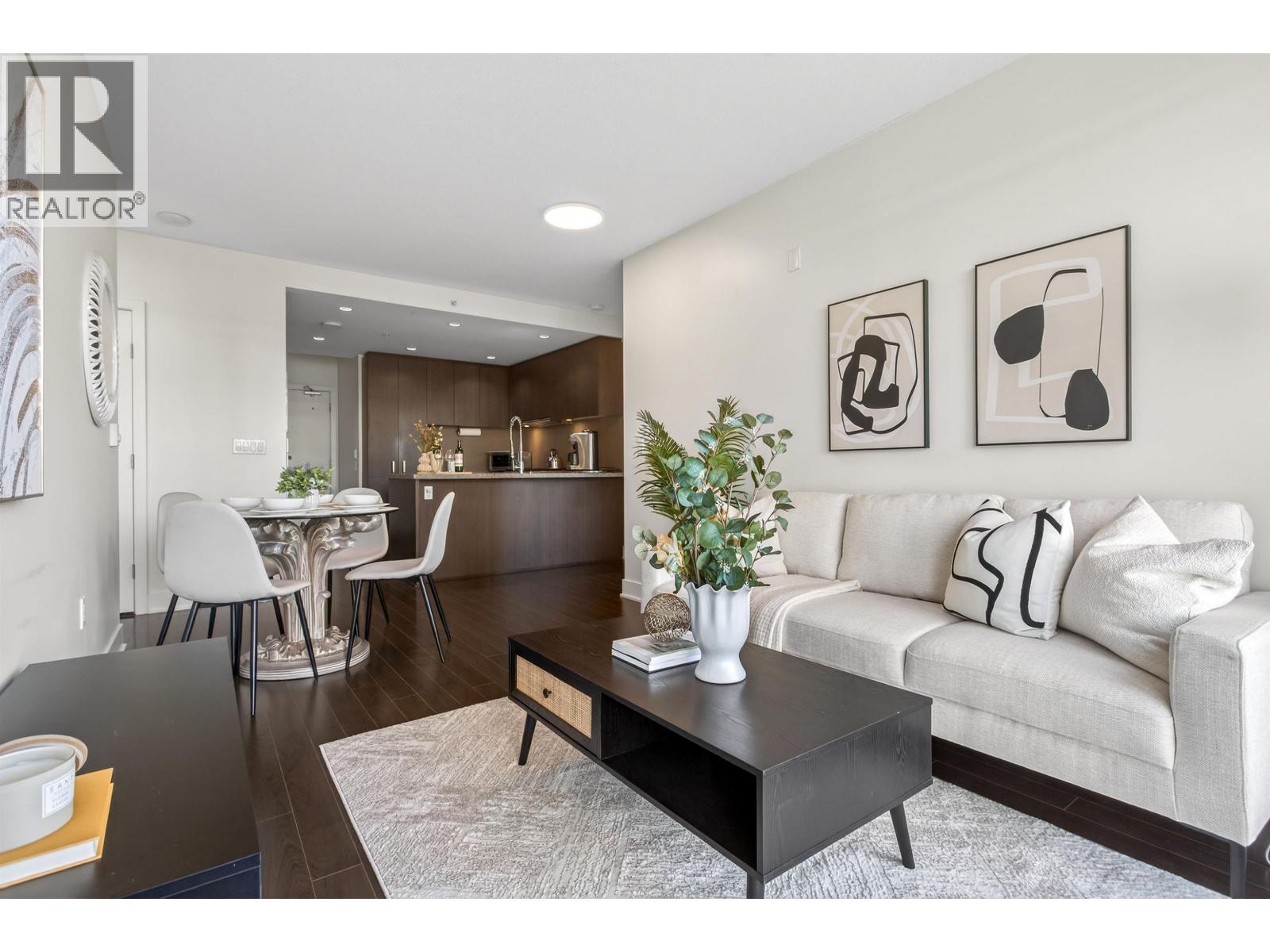 806 3008 Glen Drive, Coquitlam, British Columbia  V3B 0J5 - Photo 3 - R3091104