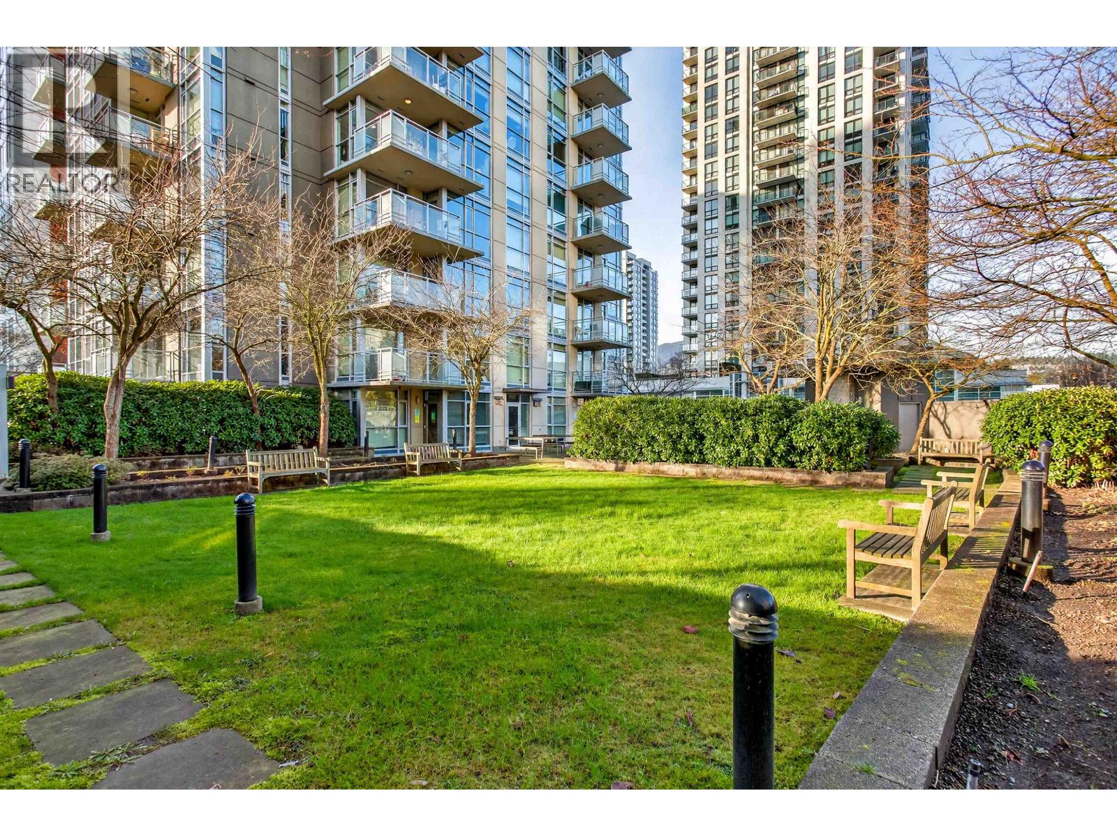 806 3008 Glen Drive, Coquitlam, British Columbia  V3B 0J5 - Photo 28 - R3091104