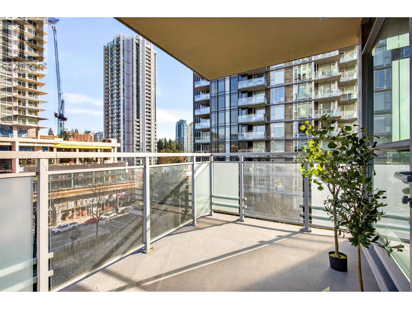 806 3008 Glen Drive, Coquitlam, British Columbia  V3B 0J5 - Photo 17 - R3091104