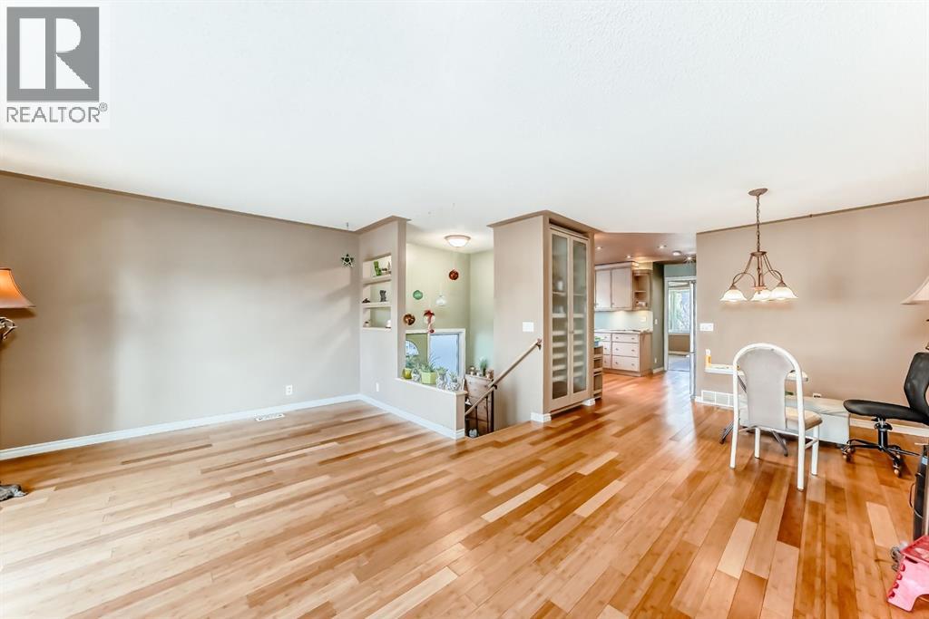 274 Templeview Way Ne, Calgary, Alberta  T1Y 3Y9 - Photo 5 - A2270298