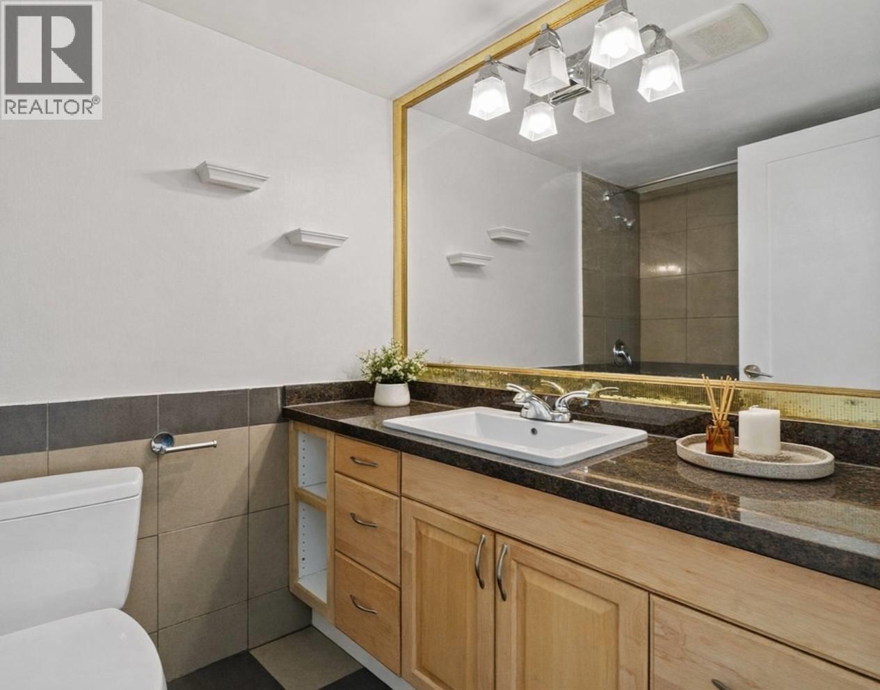 202 250 W 1st Street, North Vancouver, British Columbia  V7M 1B4 - Photo 6 - R3091504