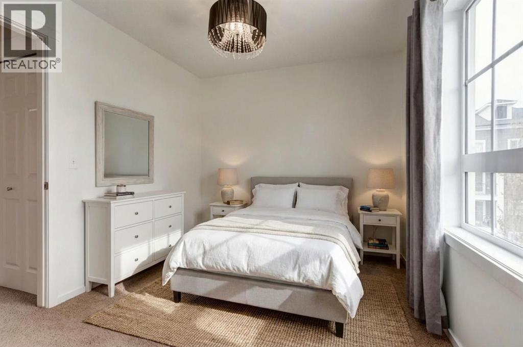 215 Copperpond Common Se, Calgary, Alberta  T2Z 1G5 - Photo 21 - A2273733